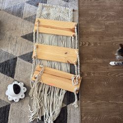 hanging crochet wall shelf 