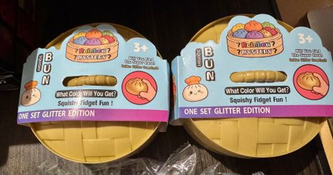 Squishy dumpling toy