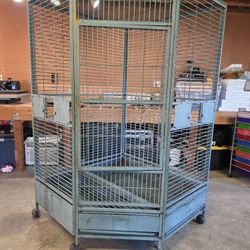 Huge Parrot Cage.. 