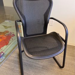 Herman Miller Aeron Side/Guest Chair