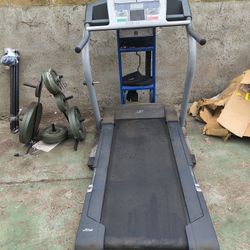 Nordictrack C2255 Treadmill - $100