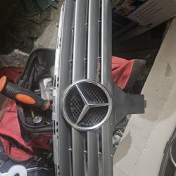 Mercedes Benz Kompressor Hatchback Grille 