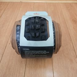 Teravail MTB Tire (KESSEL) 29 x 2.6, Tan