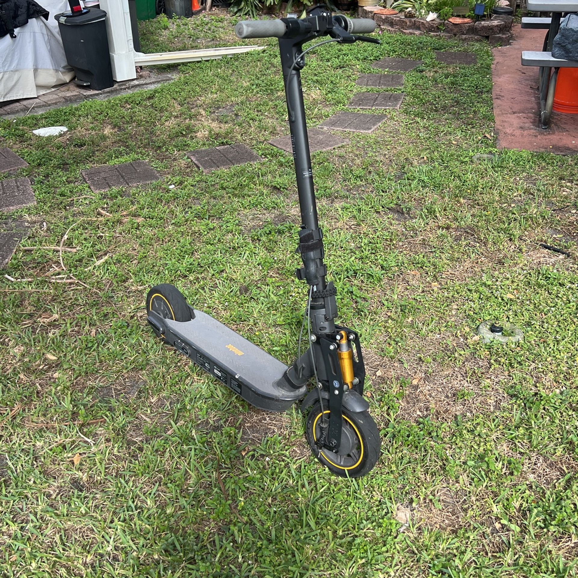Segway Ninebot Max W/ Suspension Upgrade