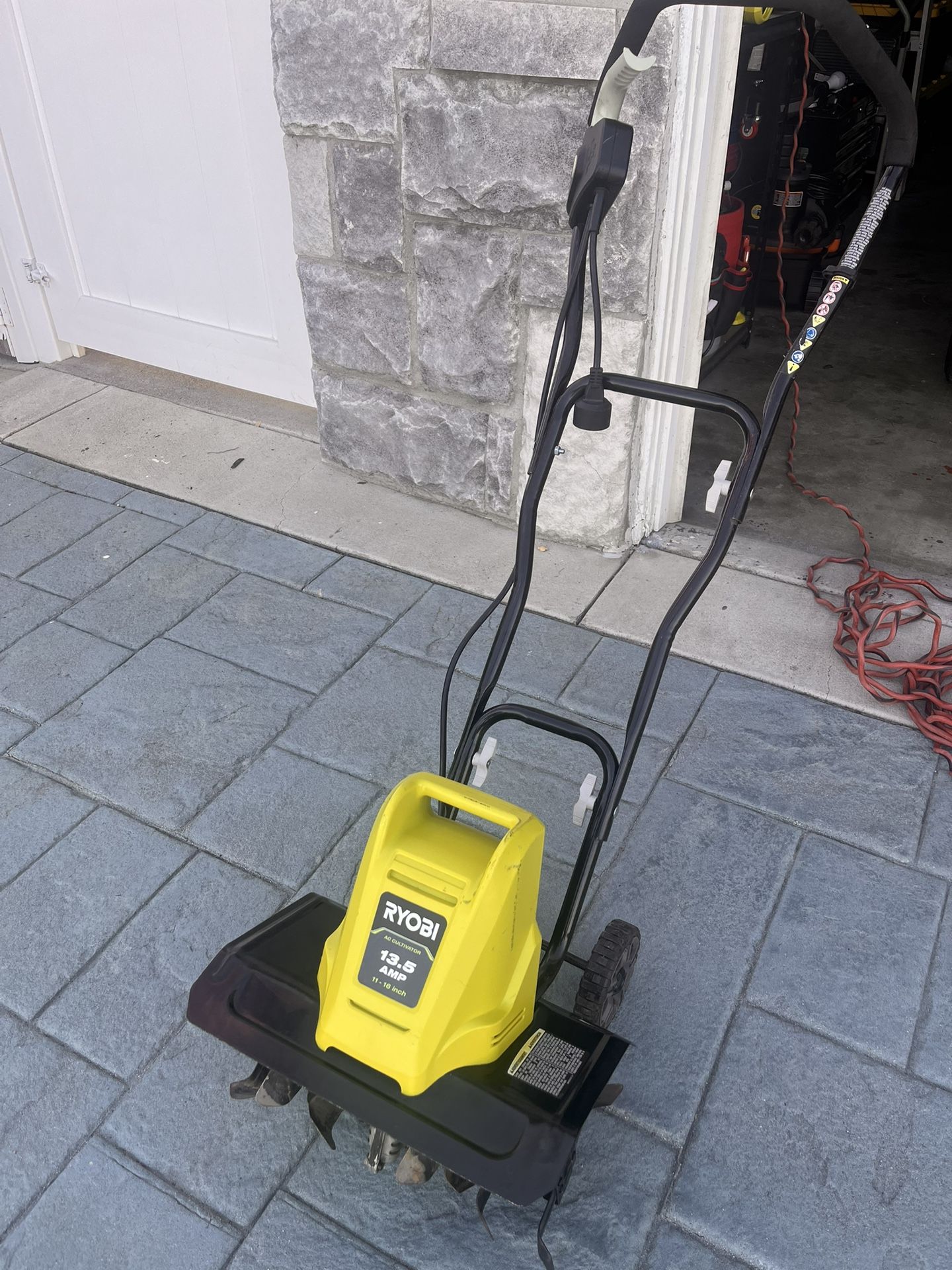 Ryobi Cultivator
