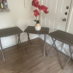 Oversized Tray Tables and Flower for decoration