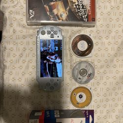 Psp 2000 + 4 Umds (hablo Espanol)