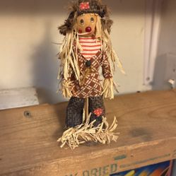 Handmade scarecrow 6 inches 