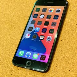 IPhone 8 Plus 64GB Fully unlocked 