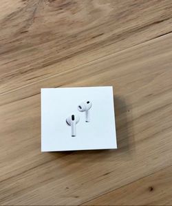 Apple AirPods Pro3 in Box