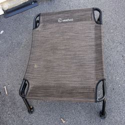 Veehoo Curved Sloped Pet Bed