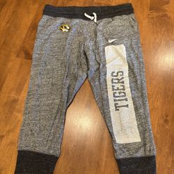 Women’s Nike MU Mizzou, Capri joggers shipping available