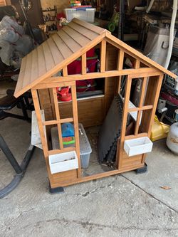 Outsunny 38.25" W × 46.75" D Outdoor Solid Wood Playhouse
