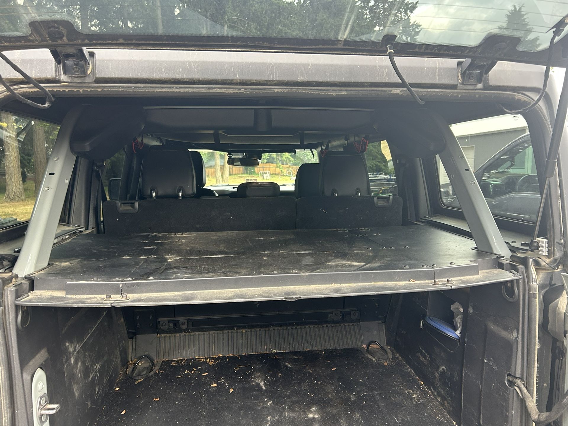 Bronco Cargo Enclosure