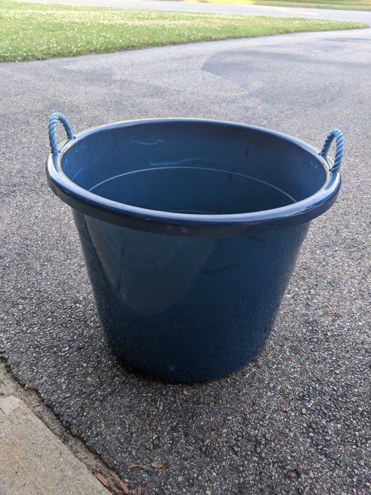 Large Plastic Bucket With Handles