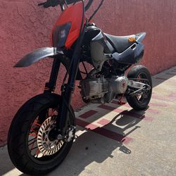 Supermoto 180cc