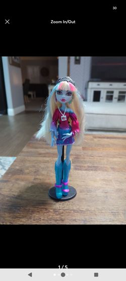 Monster High Abbey Bominable Music Festival