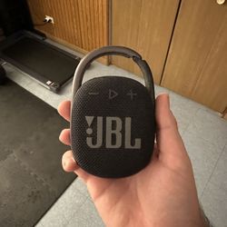 JBL Clip Speaker Bluetooth