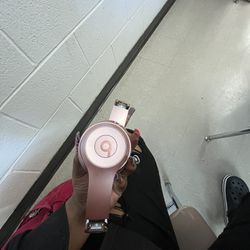 Rose Gold Beats Solo 3