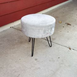 Vanity Chair