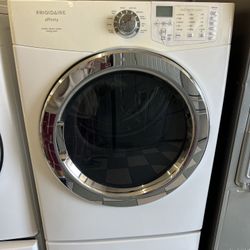 Frigidaire Electric Dryer With Pedestal( Delivery Available)
