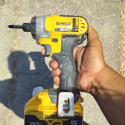 DeWalt Impacts 
