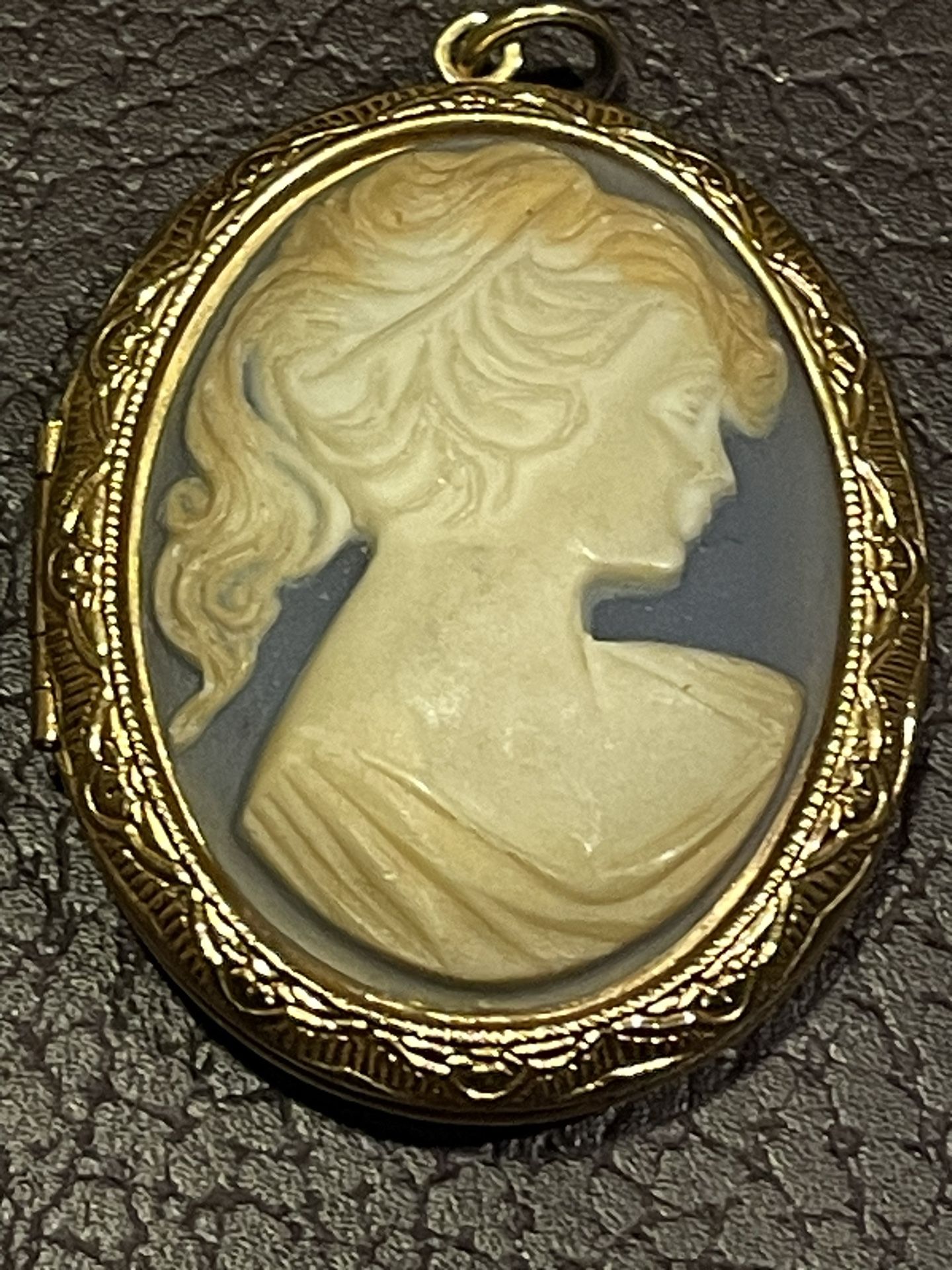 Vintage Pendant 