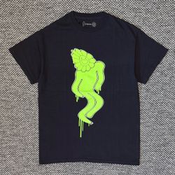 BILLIE EILISH X TAKASHI MURAKAMI TEE SIZE MEDIUM