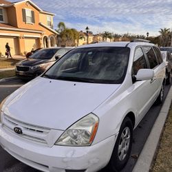 2009 KIA Sedona