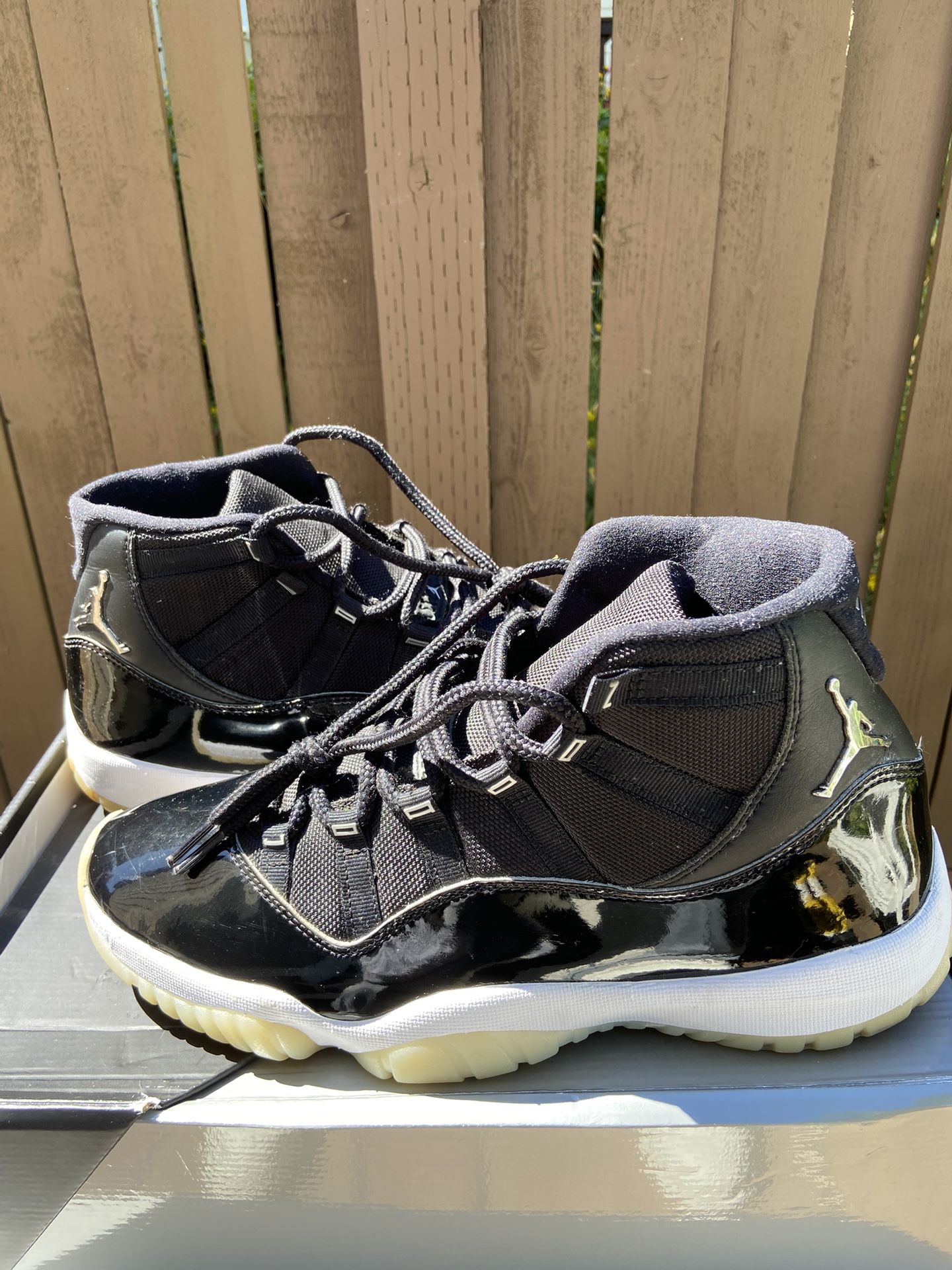 Jordan 11s