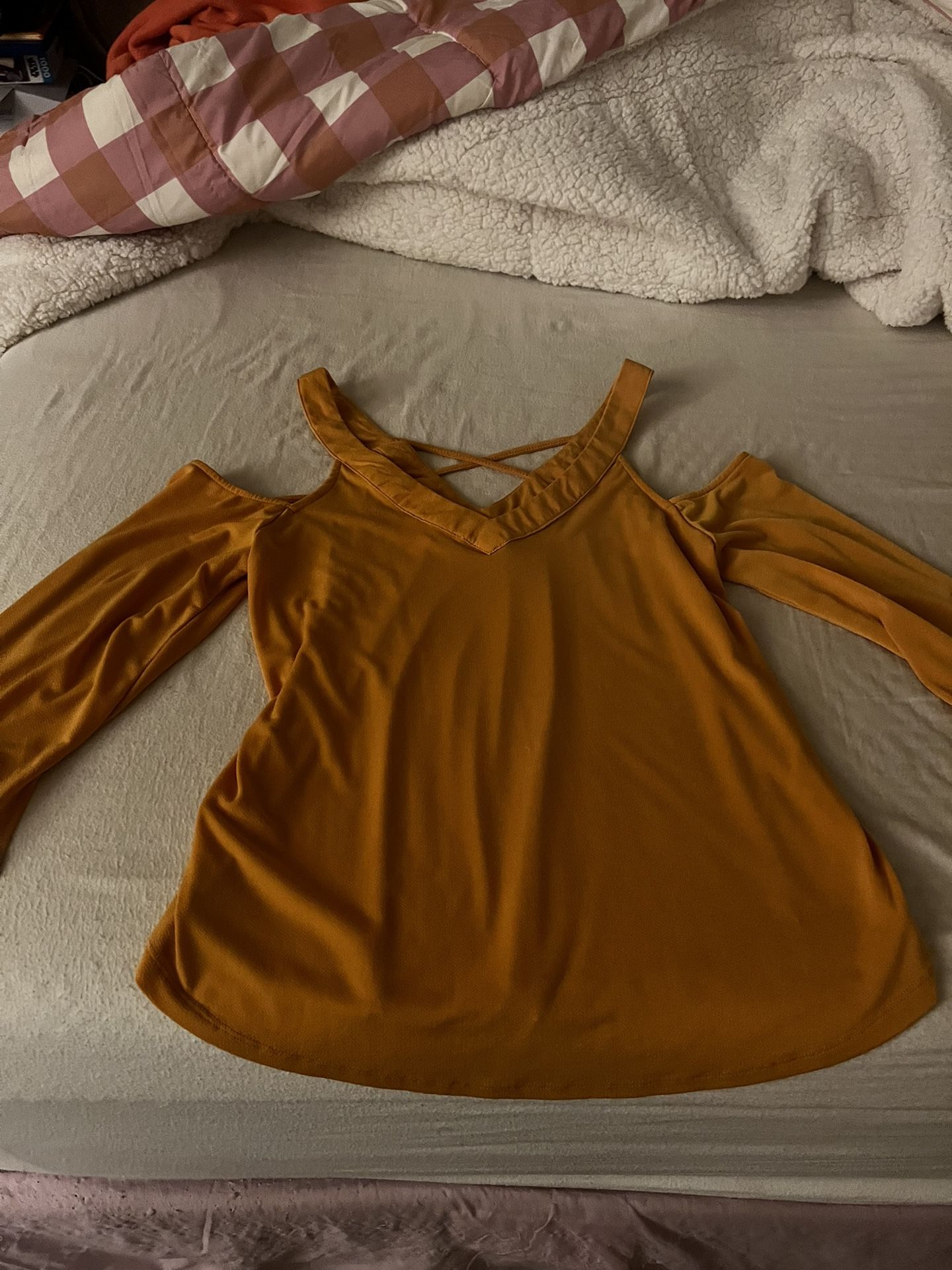 2x Yellow And Maroon Dress Shirts