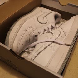 Nike Air Force 1 “White Wolf grey” GS