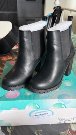 Ankle boots