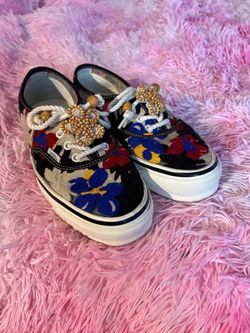 Vans Premium Authentic shoes women’s size 7, worn once