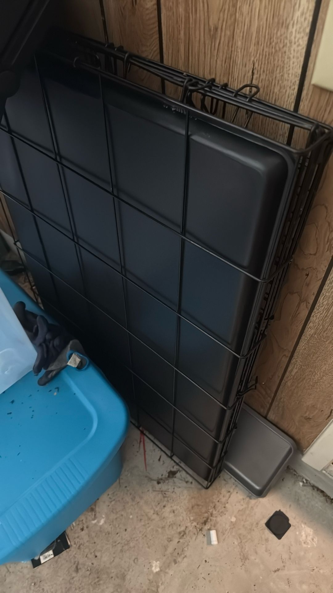 Collapsible Dog Crate 42” X 28”