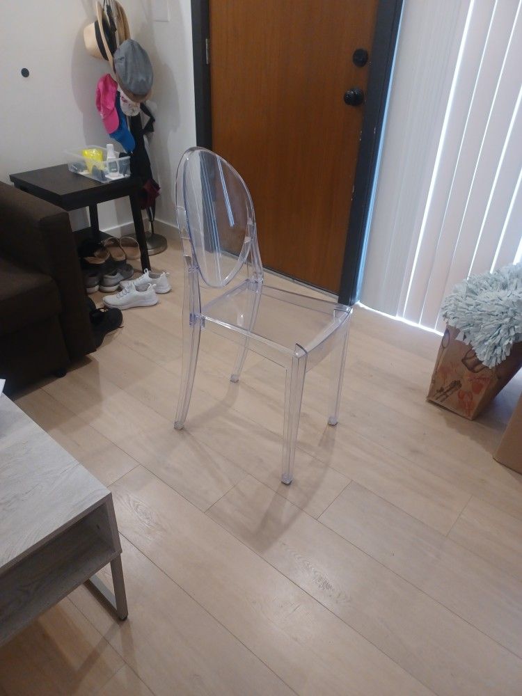 Acrilic Chair