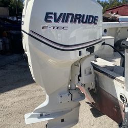 2012 BRP Evinrude 150 HP ETEC E-TEC 2-Stroke 25" Outboard Motor