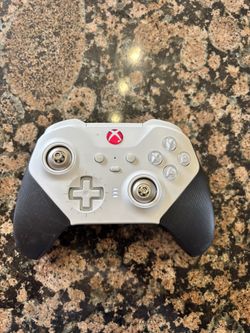 Xbox Elite 2 Controller