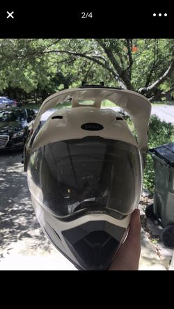 Motorcycle helmet