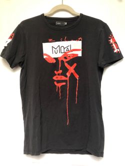 Trendy T-Shirt