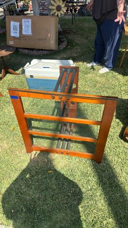 Tv shelf stand