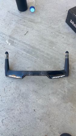 Carbon fiber handlebar Zipp