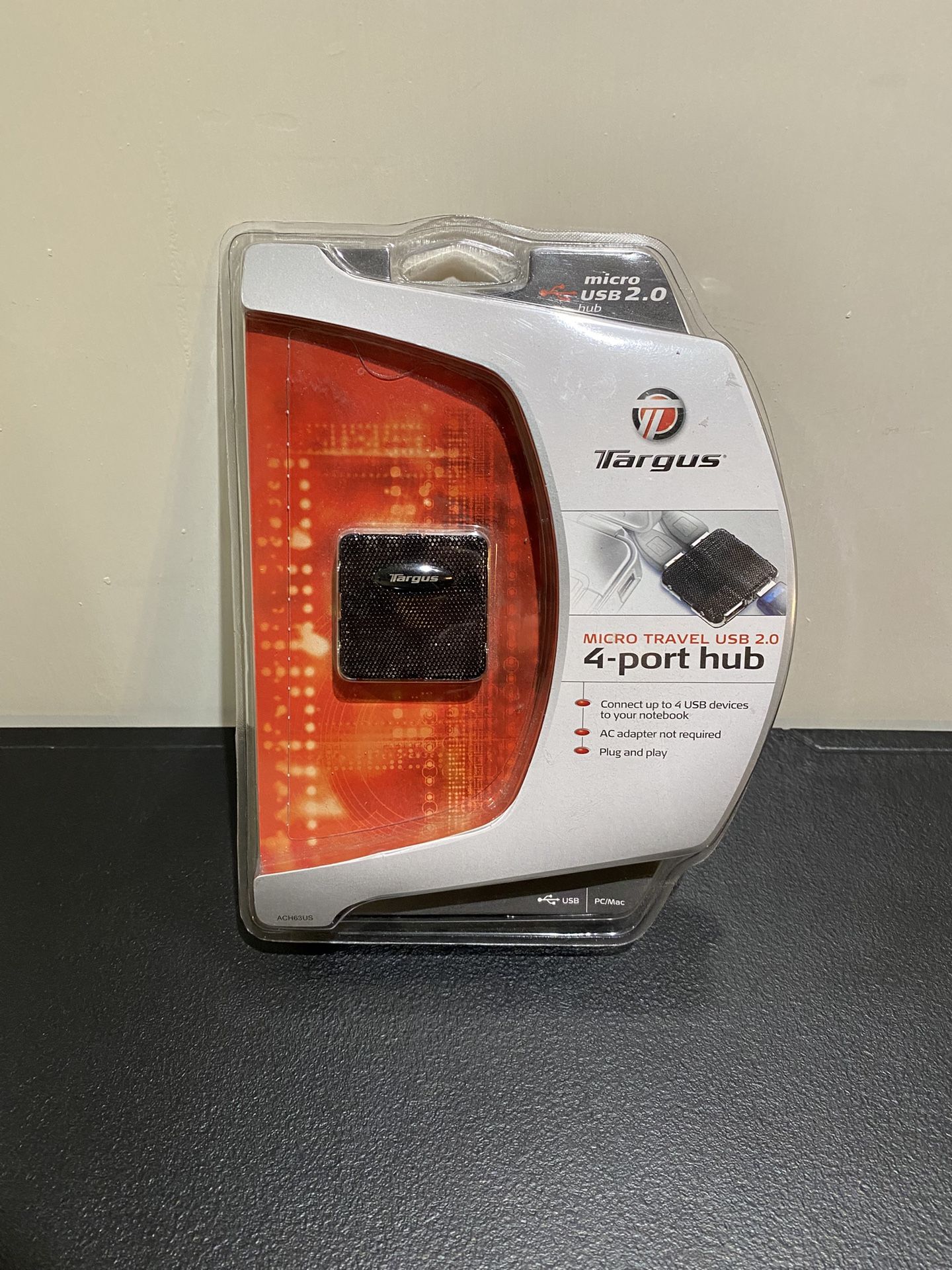 Targus Micro Travel USB 2.0 (4-port Hub) - New