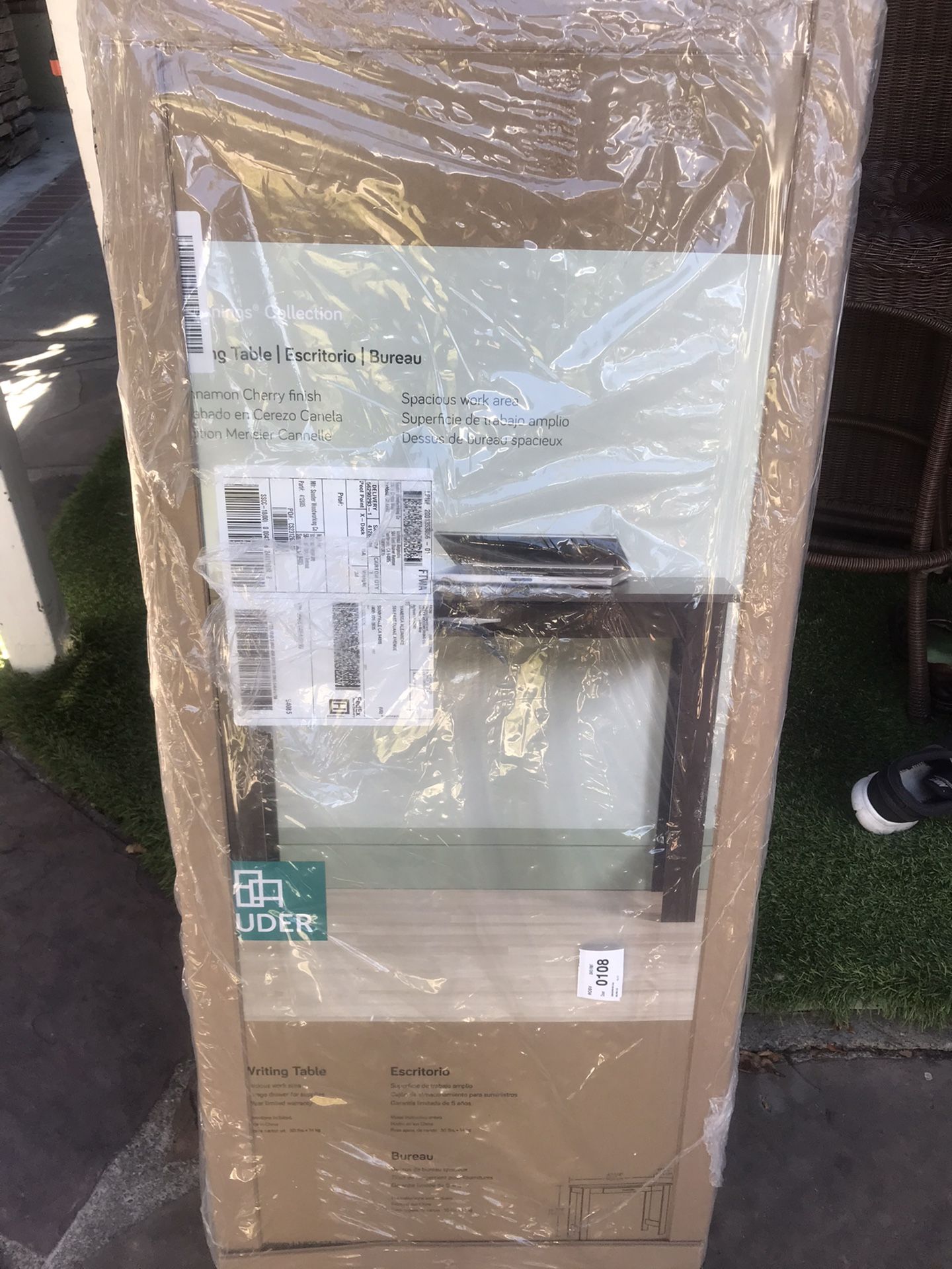 WAYFAIR DESK BRAND NEW IN BOX