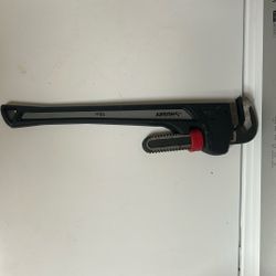 Pipe Wrench