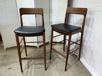 ADRIANO DESIGN Sleek Barstools with Curved Rectangular Open Backrests (Set of 2)