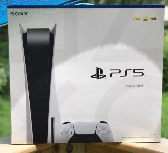 PS5 Disc Console - FREE Ship!