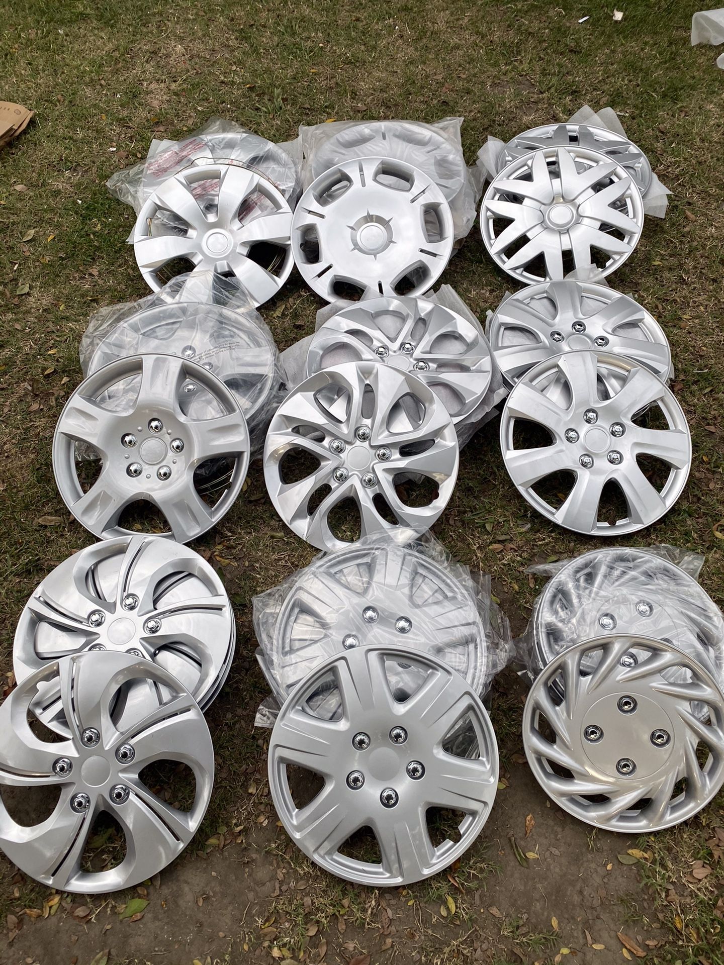 Hubcaps All Sizes $40 And Up. 13,14,15,16,17