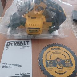 DeWalt Flex Volt Saw 