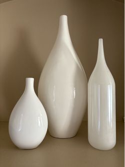 Zgallerie vases